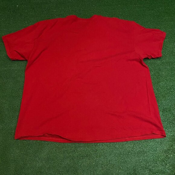 Peanuts Snoopy Santa Christmas Red T-Shirt 3XL 100% Cotton Holiday Tee - Picture 2 of 3